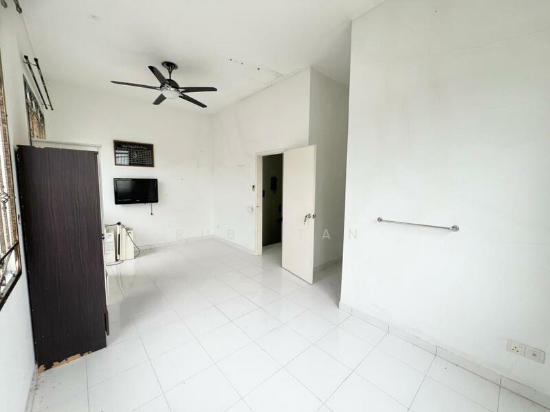 Untuk Dijual - Setia Tropika