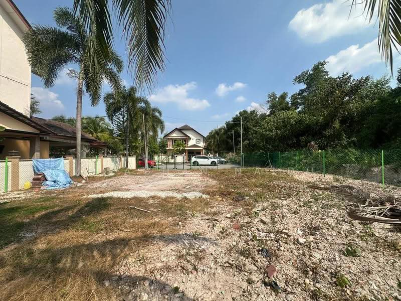 Bungalow Land for Sale in Bandar Country Homes (Rawang) - Visaghan Naidu - Exterior - PropertyGuru.com.my
