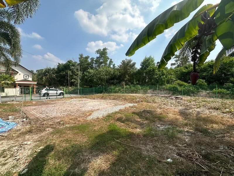 Bungalow Land for Sale in Bandar Country Homes (Rawang) - Visaghan Naidu - Exterior - PropertyGuru.com.my