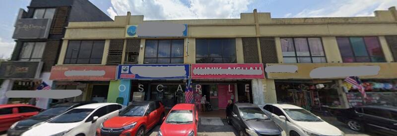 For Rent - ( Fully Malay Area ) Sungai Buloh Kuang Ground Floor Main Road Shop For Rent Taman Masguine Square