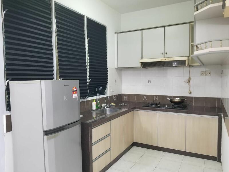 Untuk Disewa - Sri Perdana