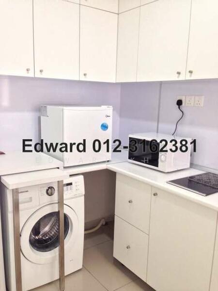 Untuk Disewa - Centrestage Designer Suite