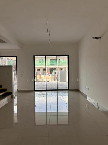 Untuk Disewa - Elsa, Bandar Bukit Raja