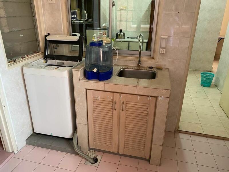 Untuk Disewa - Evergreen Park Scot Pine