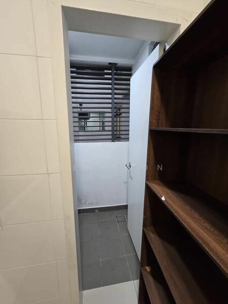 Untuk Disewa - Paramount Utropolis