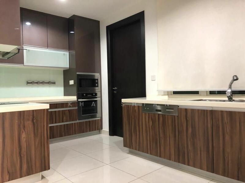 Untuk Disewa - Gurney Paragon