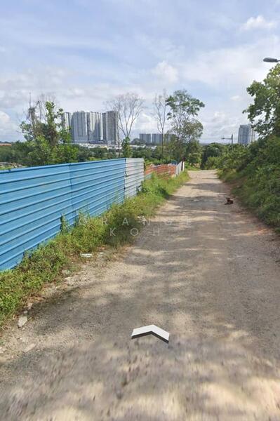 For Sale - Taman Kempas