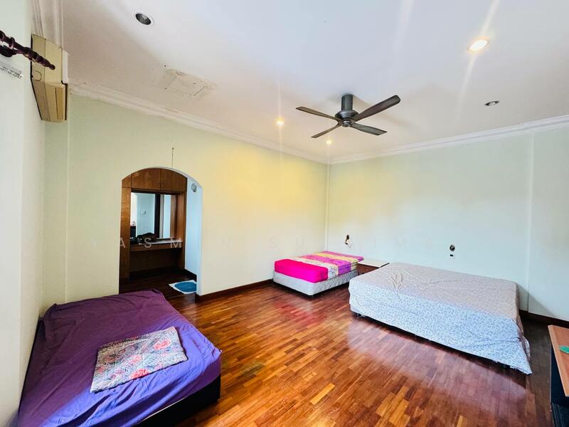 Untuk Dijual - FREEHOLD 3 Storey Bungalow Taman Desa KL