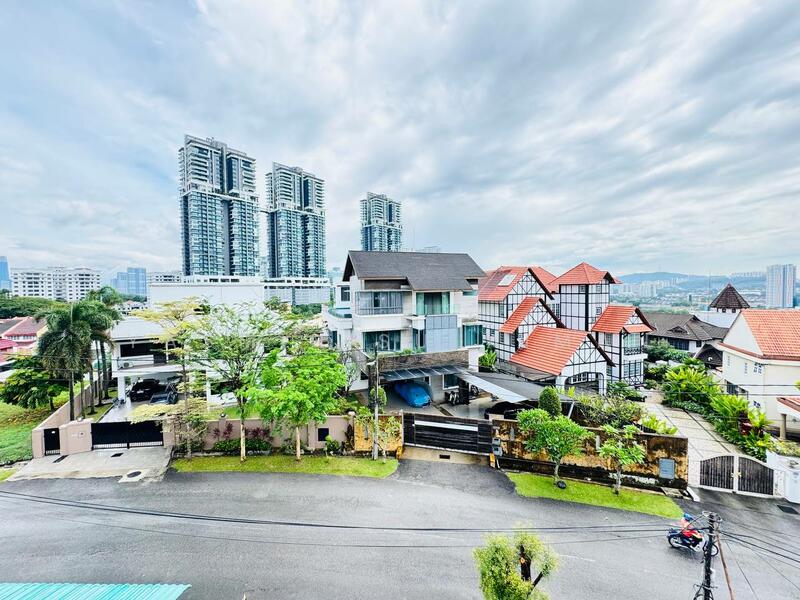 Untuk Dijual - FREEHOLD 3 Storey Bungalow Taman Desa KL