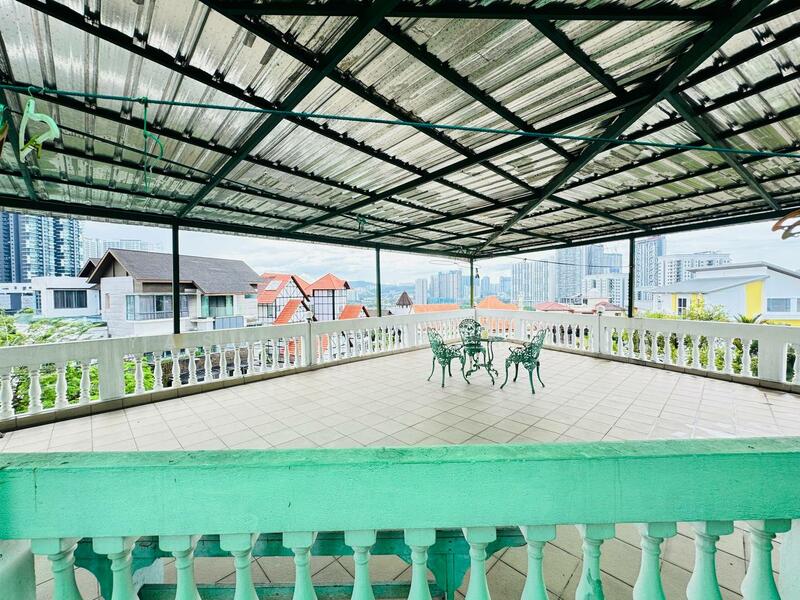 Untuk Dijual - FREEHOLD 3 Storey Bungalow Taman Desa KL