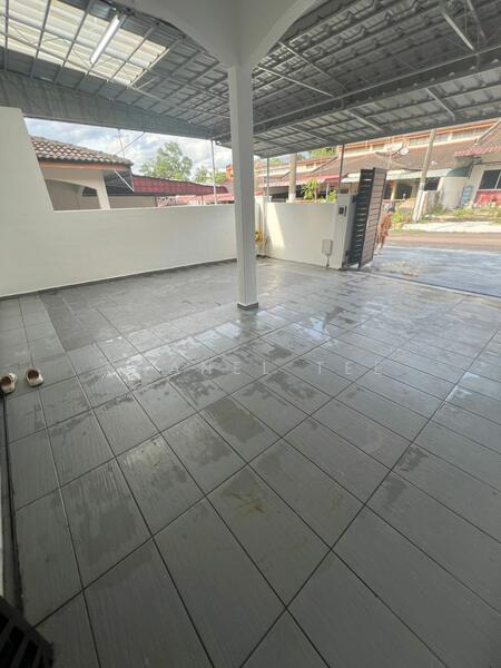 Untuk Dijual - Taman Megah