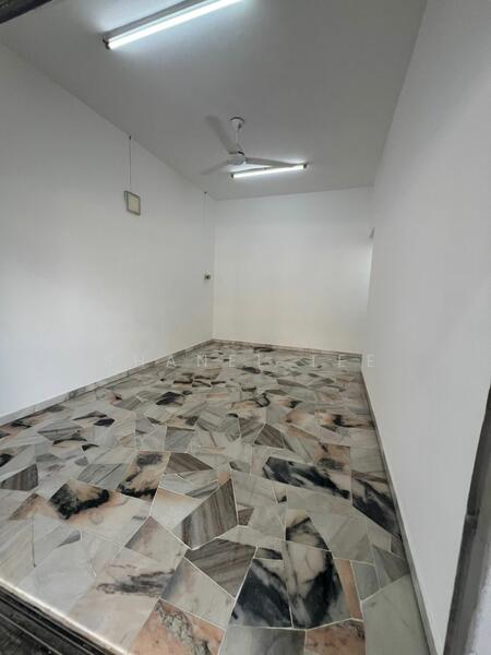 Untuk Dijual - Taman Megah