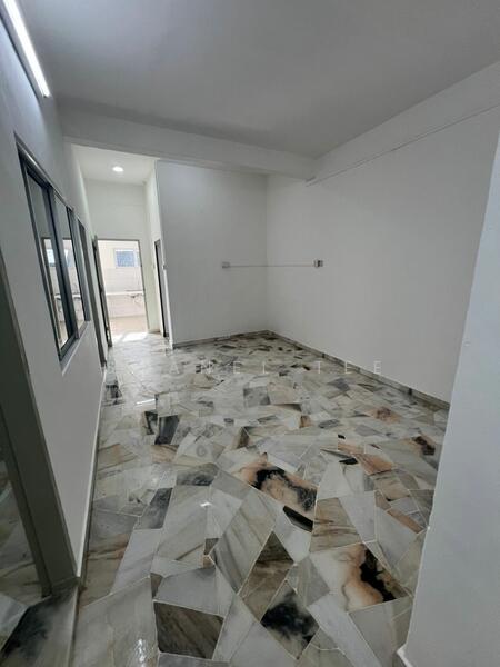 Untuk Dijual - Taman Megah