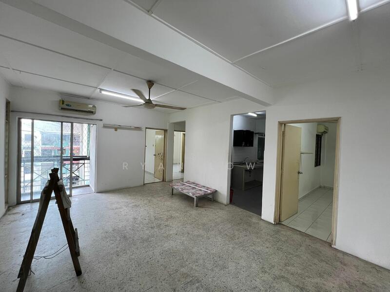 For Sale - Gladden Court