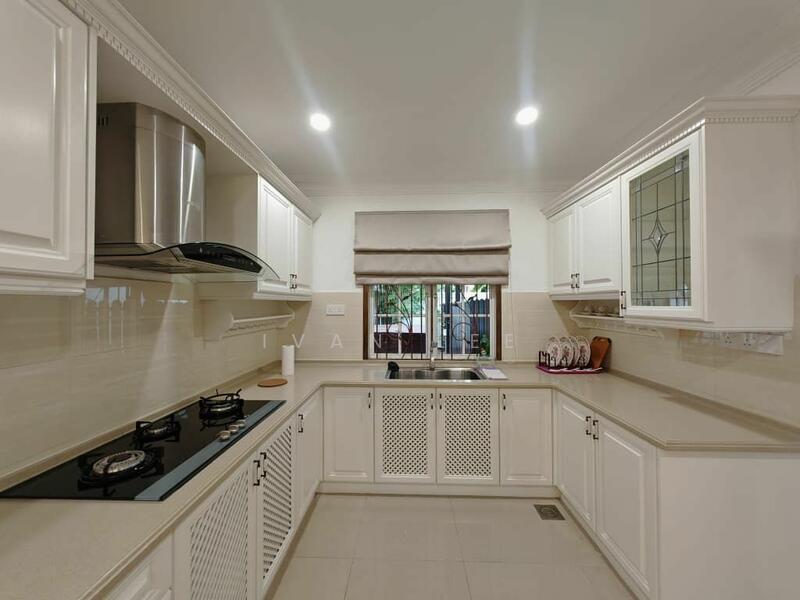 For Sale - Semi-Detached House at SS3