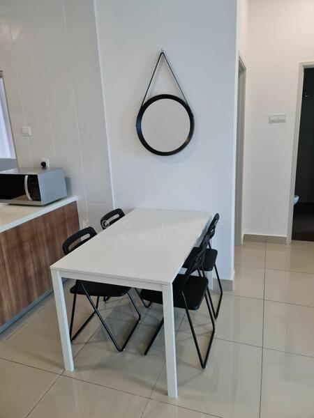 Untuk Disewa - Pacific Star