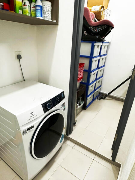 For Rent - The Amarene