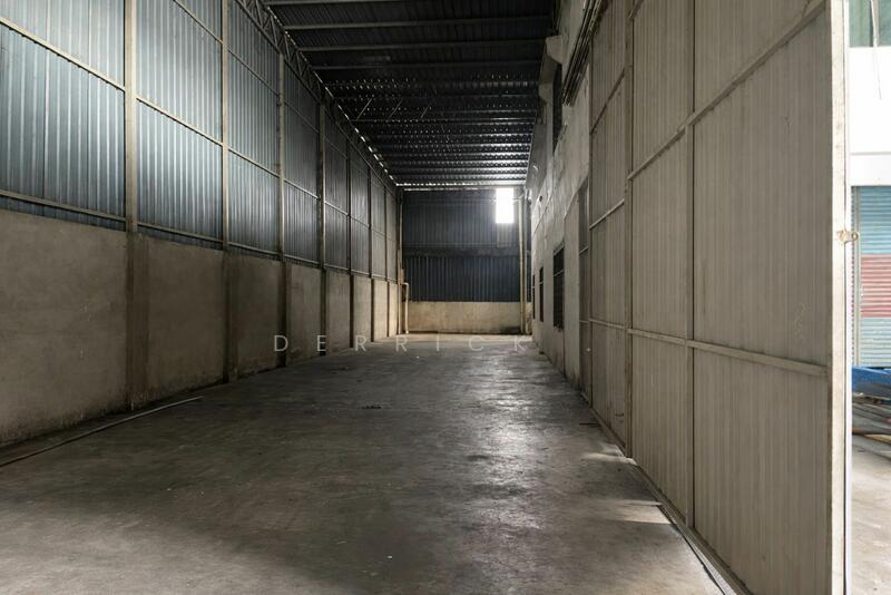 For Rent - SEMI DETACHED WAREHOUSE FOR RENT AT BUTTERWORTH