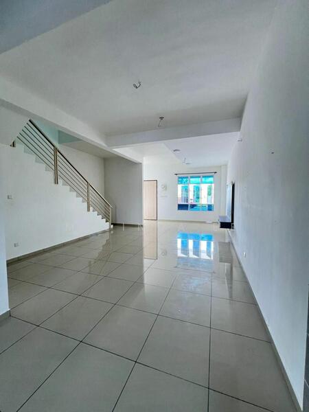 Untuk Dijual - Pasir Gudang Bandar Layangkasa Beautiful 2 Storey Terrace Unblock View