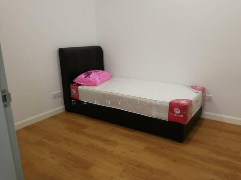 Untuk Disewa - Paramount Utropolis