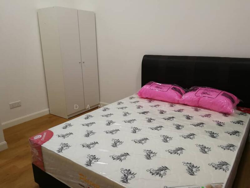 Untuk Disewa - Paramount Utropolis