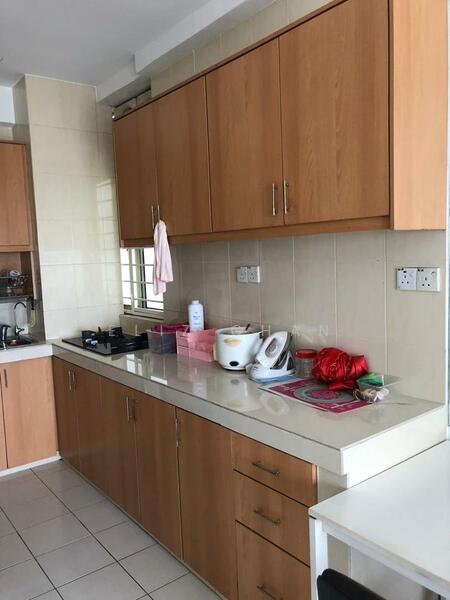 For Rent - Plaza Menjalara