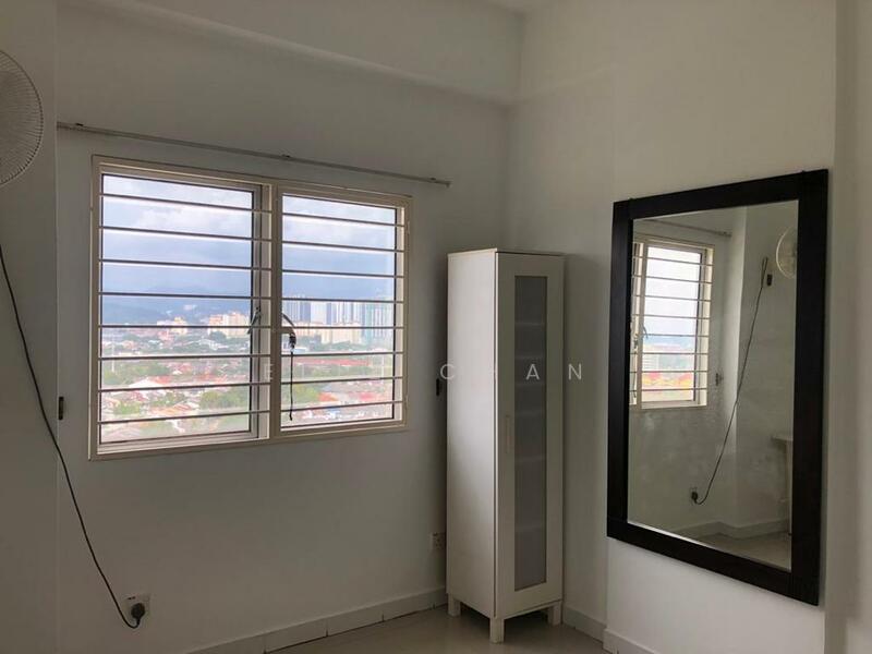 For Rent - Plaza Menjalara