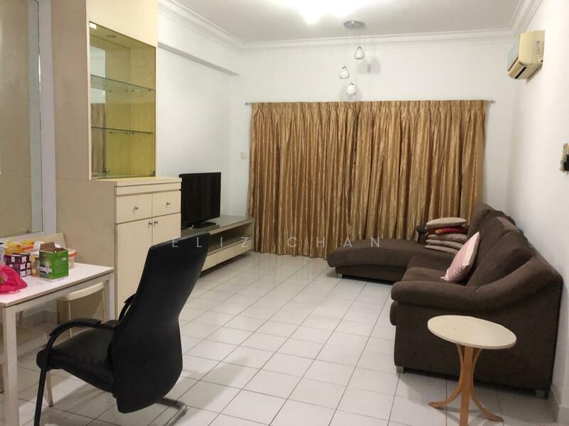 For Rent - Plaza Menjalara