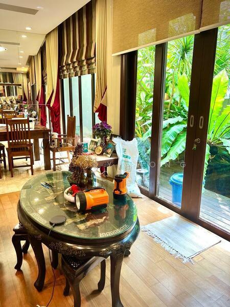 For Sale - ์Notting Hill