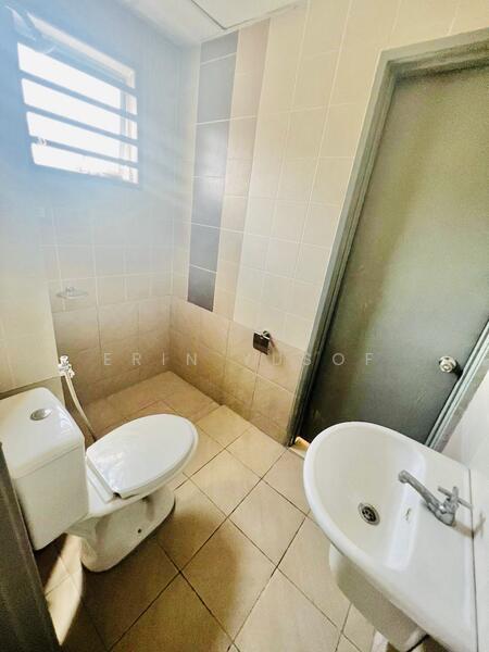 Untuk Disewa - Seri Wirani 8