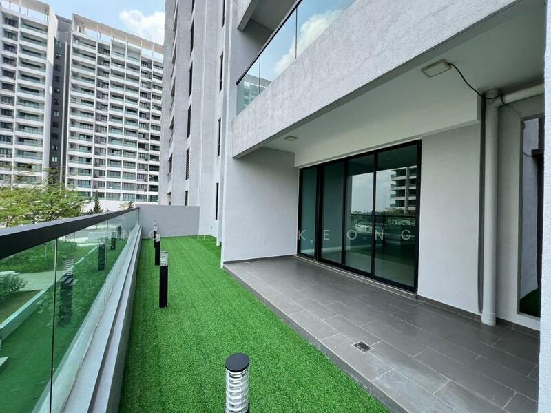 For Sale - Paragon 3