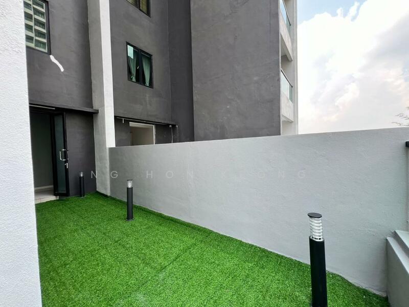 For Sale - Paragon 3