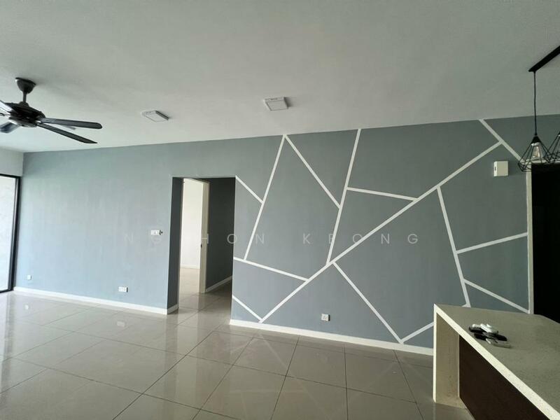 For Sale - Paragon 3