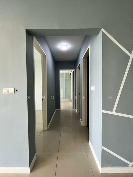 For Sale - Paragon 3