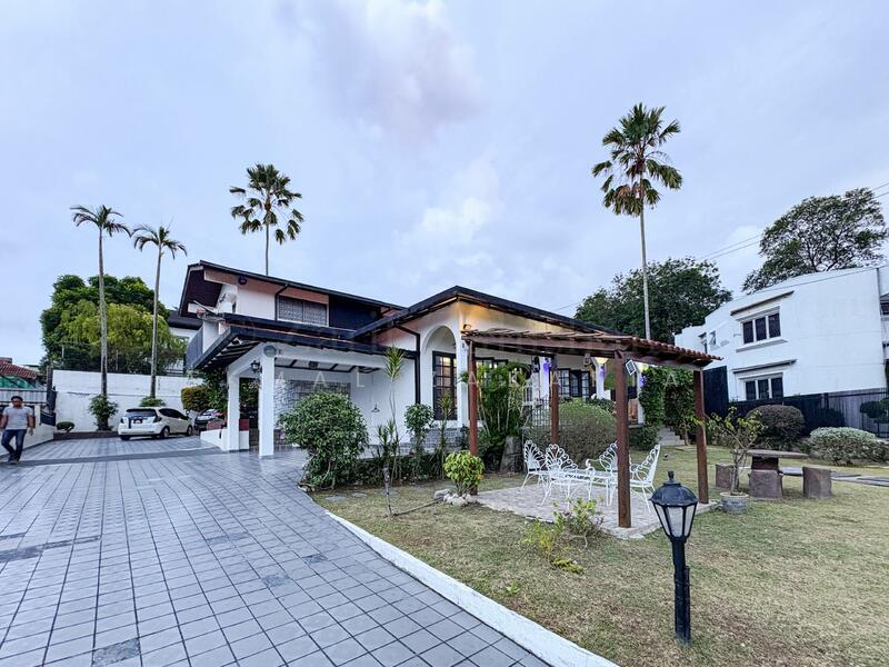 For Sale - Double Storey Bungalow House Taman Pantai, Bangsar, Kuala Lumpur