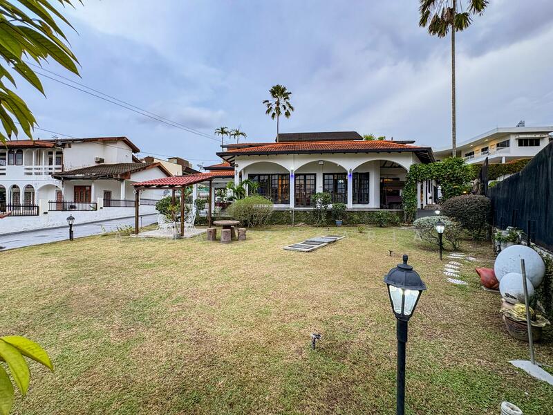 For Sale - Double Storey Bungalow House Taman Pantai, Bangsar, Kuala Lumpur
