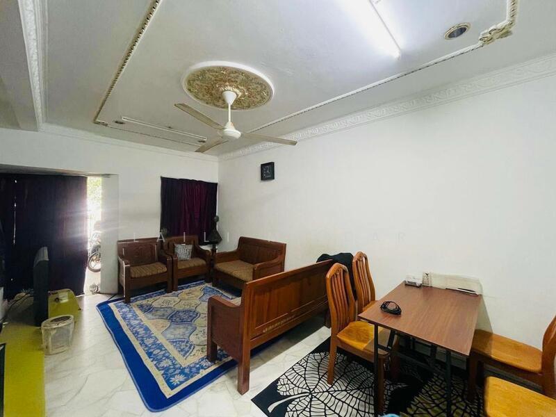 For Sale - Taman selayang Jaya Double Storey Terrace House For Sale