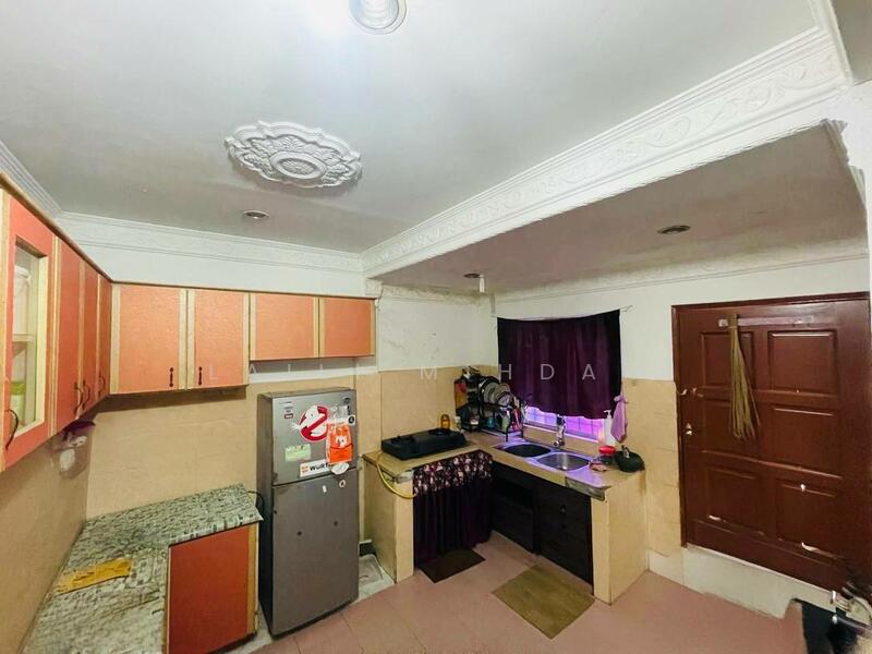 For Sale - Taman selayang Jaya Double Storey Terrace House For Sale