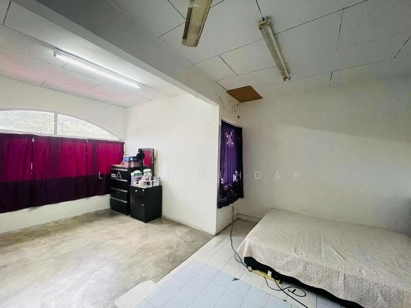 For Sale - Taman selayang Jaya Double Storey Terrace House For Sale