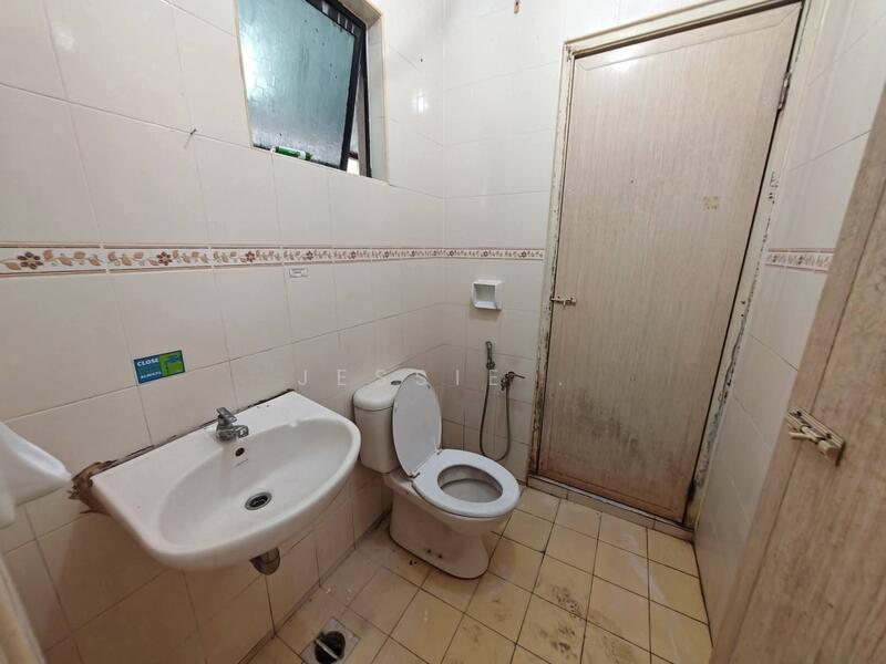 Untuk Dijual - Tasek