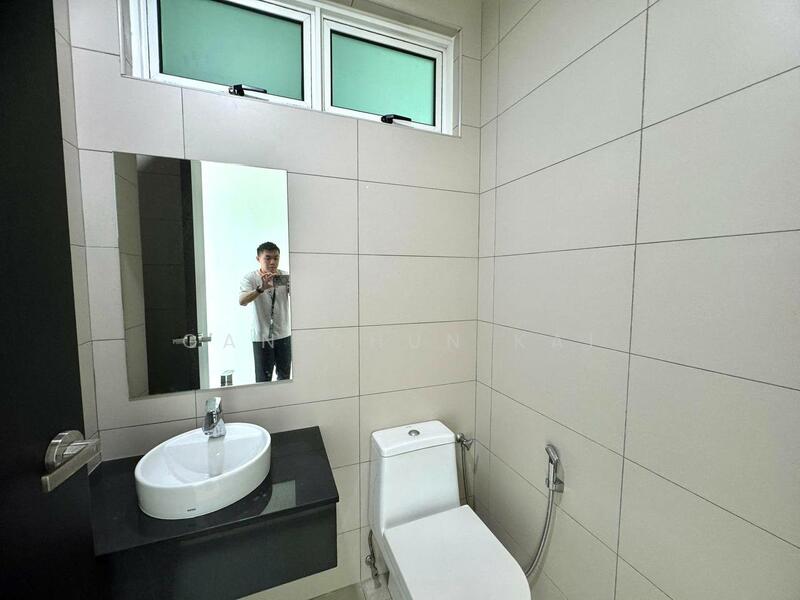 For Rent - Residence 21