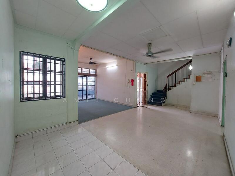 Untuk Dijual - Ampang Double Storey Semi D For Sale