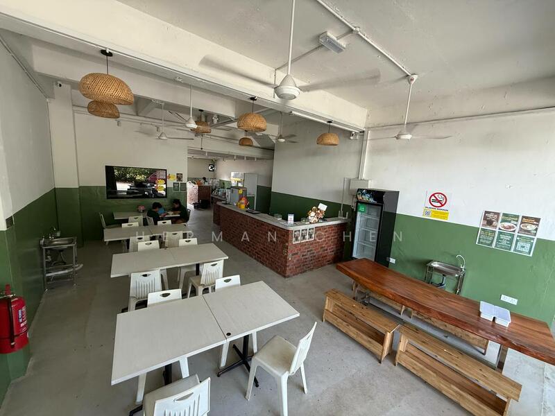 For Rent - Taman Gembira 1.5 Storey Terrace Factory For Rent