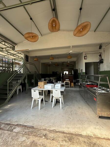 For Rent - Taman Gembira 1.5 Storey Terrace Factory For Rent