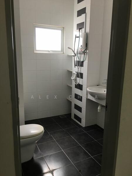 Untuk Dijual - Lagoon Residences (Corner Unit) @Kota Kemuning