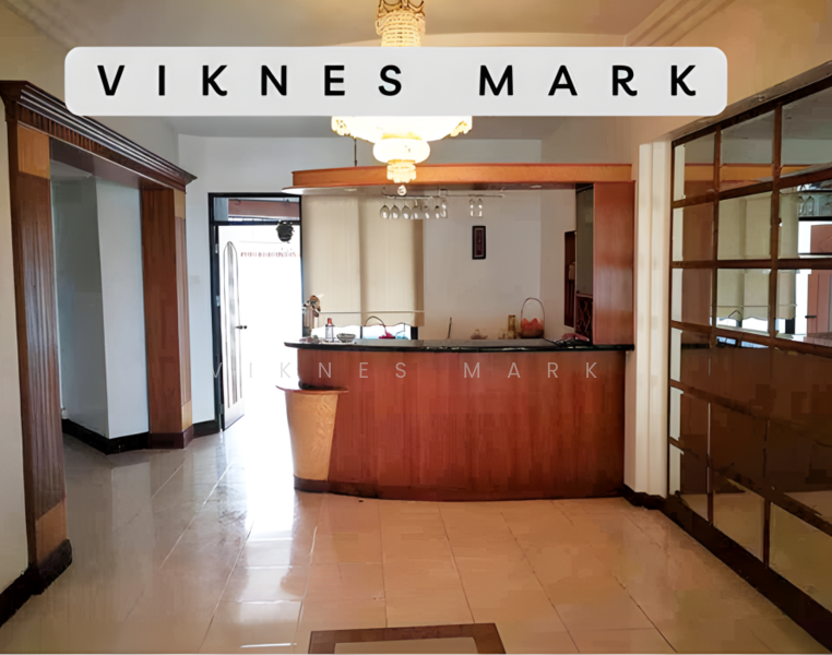 For Sale - Silverton Condominium