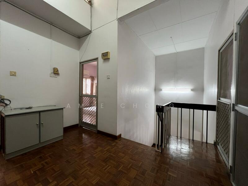 Untuk Dijual - Ampang Double Storey Superlink House