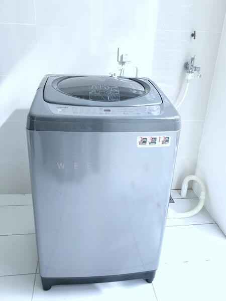 For Sale - Avira Medini Iskandar Aviras Medinis Iskandars