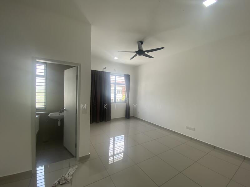 For Sale - Rimbayu Livia