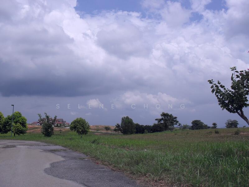 For Sale - Bungalow Land at College Heights Garden Resort